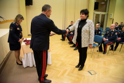 Elsőtiszti kinevezések és hősies helytállásért járó elismerések