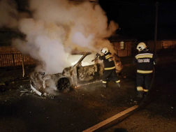 Személyautó égett Keszegen