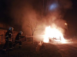 Személyautó égett Keszegen