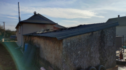 Kigyulladt egy melléképület Rétságon