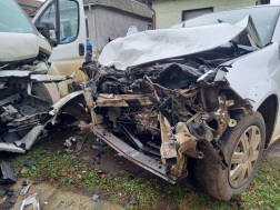 Közúti baleset Taron