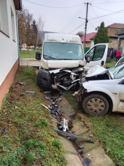 Közúti baleset Taron