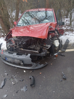 Közúti baleset Erdőkürt és Acsa között