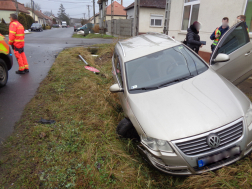 Közúti baleset Szécsényben