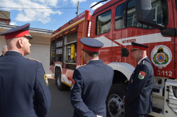 Gépjárműfecskendő átadás Balassagyarmaton