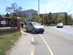 Közúti baleset Balassagyarmaton, a Mikszáth Kálmán utcában