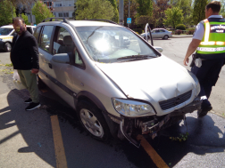 Közúti baleset Balassagyarmaton, a Mikszáth Kálmán utcában