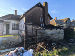 Egy családi ház melléképülete égett Endrefalván