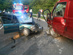 Közúti baleset Etes és Ságújfalu között