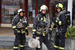 A gyakorlatban résztvevő tűzoltók